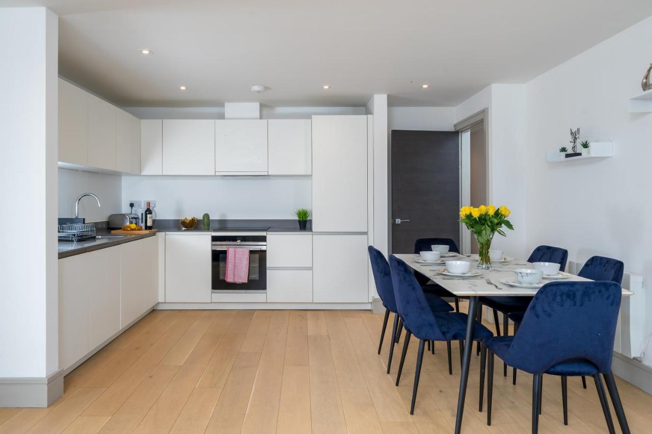 Modern London City Apartment - Victoria Line Bagian luar foto