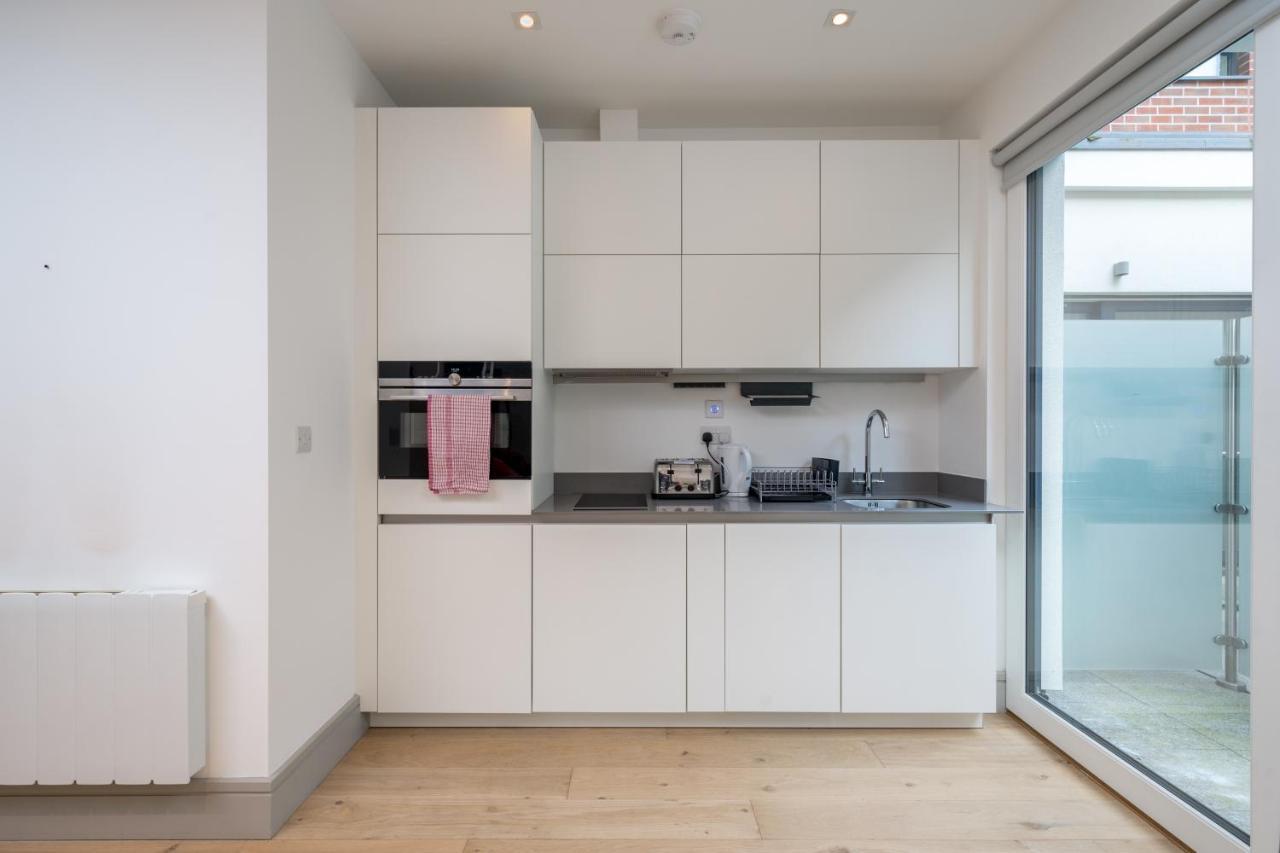 Modern London City Apartment - Victoria Line Bagian luar foto